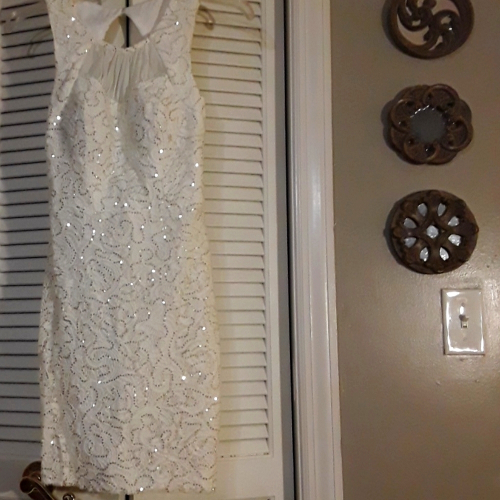 White homecoming/formal dress